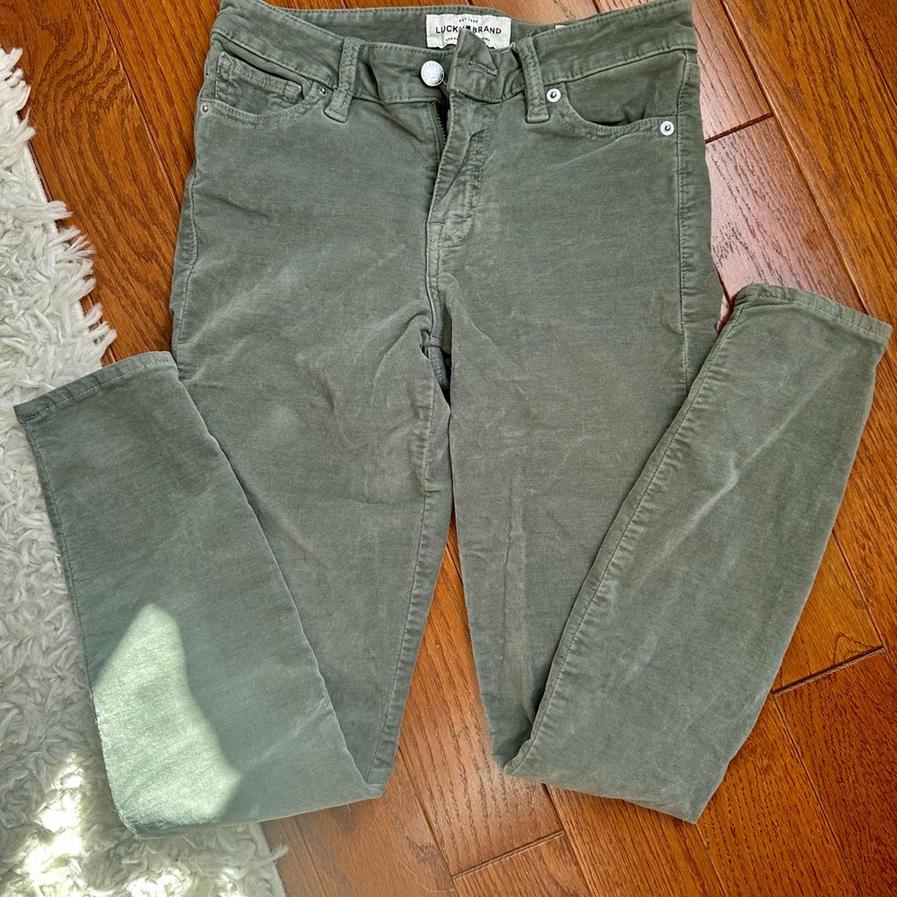 Lucky Brand Ava Super Skinny Jeans in Green Velvet, size 0/25